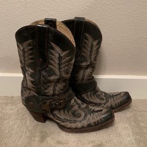 Corral women black cowboy boots 8.5